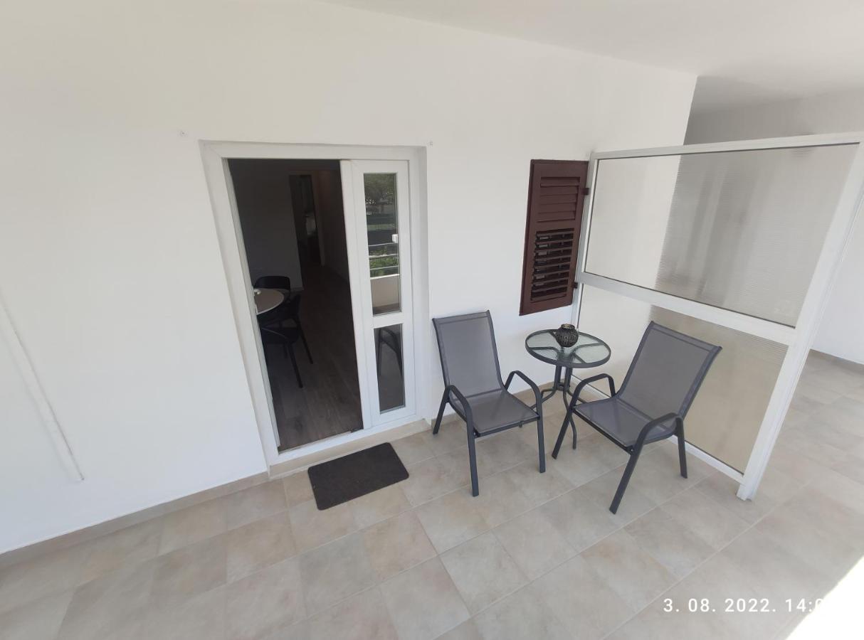 Aqua Apartments Omiš Exterior foto