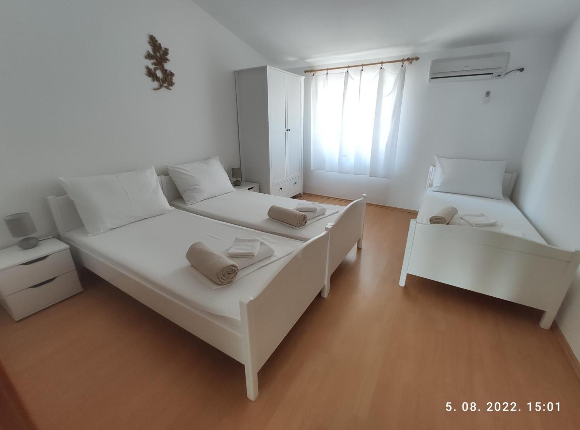 Aqua Apartments Omiš Habitación foto